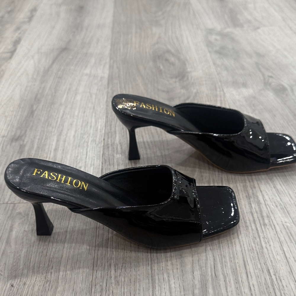 Black Women's Heeled Mules New size 36